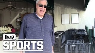 Phil Jackson -- Throws Jab at Lakers Players ... From Knicks Glass House | TMZ Sports