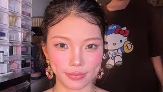 ✨ I Gave My Fan a Stunning Korean Makeup Transformation | Soft Glam Makeover💖 screenshot 3