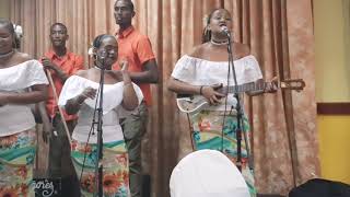 The Parang Medley - Los Ruisenores