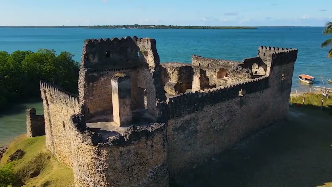 HISTORIA YA MJI WA KILWA,MAGOFU YA KILWA KISIWANI