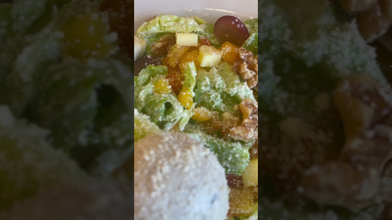 Tiki wacky chicken salad 