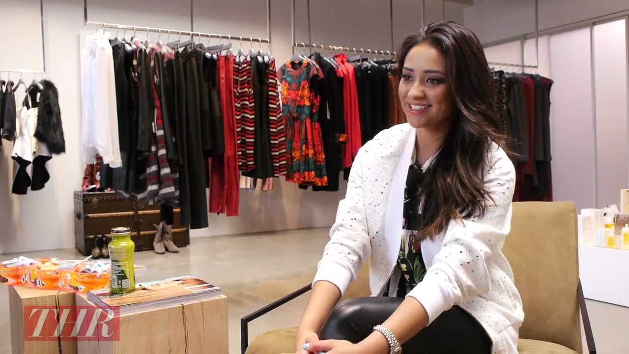 Shay Mitchell Pretty Little Liars: A List Wrap Party