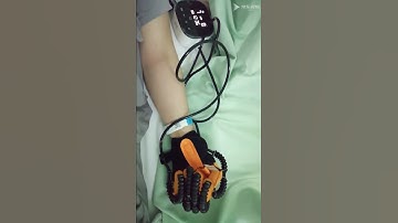 Muscle-driven hand function rehabilitation robot
