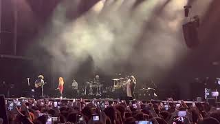 Paramore / Hayley Williams speech & Misguided Ghosts / Live Corona Capital 19-11-22