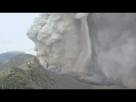 Турриальба извергался 4 часа, обеспокоив костариканцев (новости)