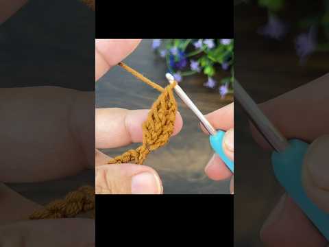 Unique Leaf Design For Every Beginner! 🍁😍 #shorts #knitting #easycrochet