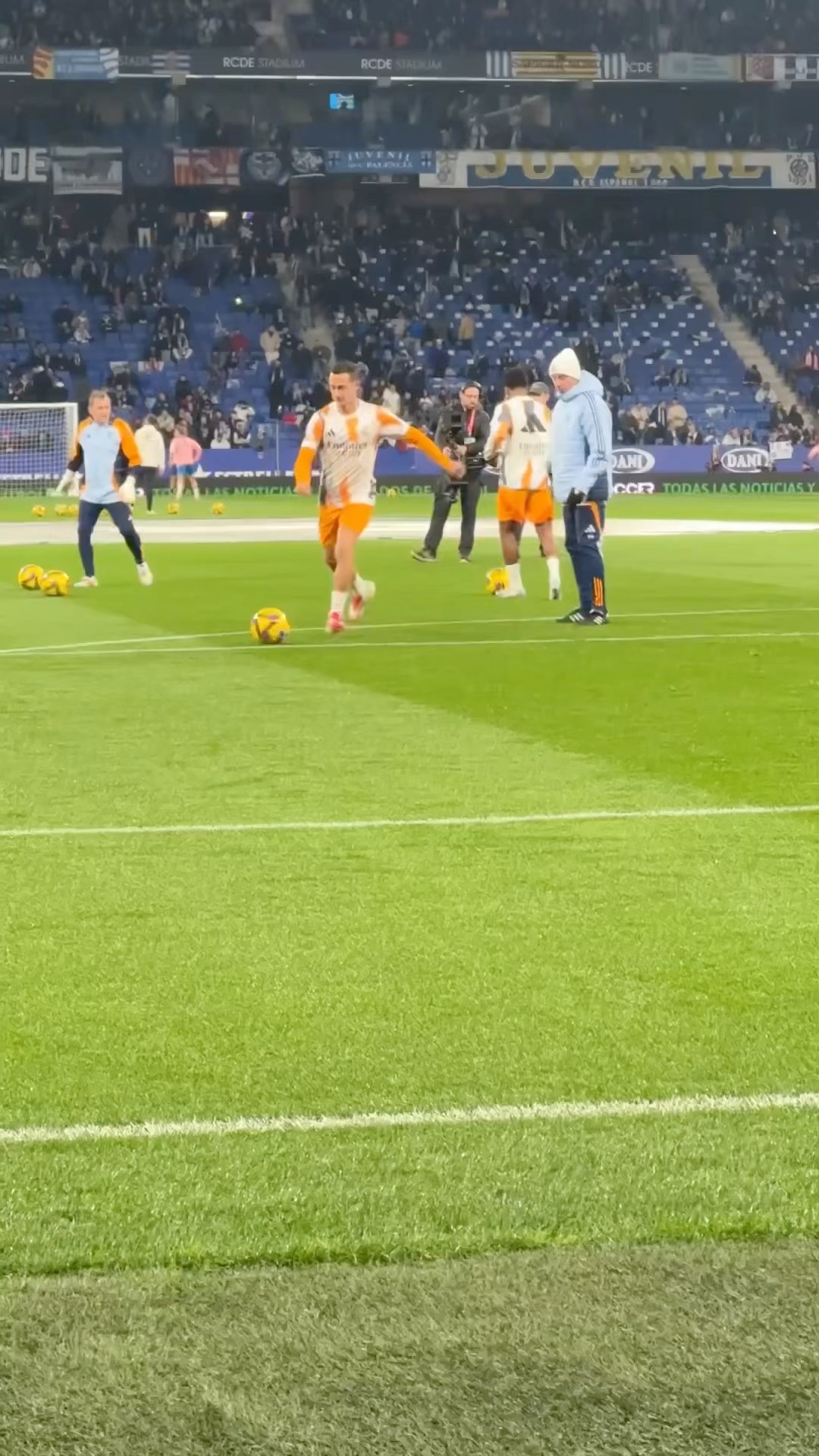 REAL MADRID warm up! ?