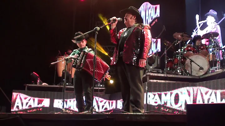 DAVID SAUCEDO CON RAMON AYALA Y LOS BRAVOS DEL NOR...