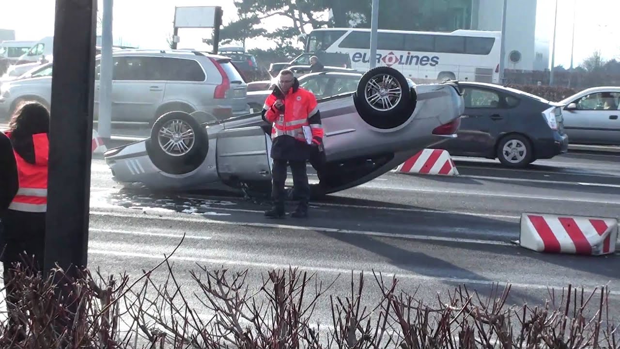 How to flip a car over in a waiting line... YouTube