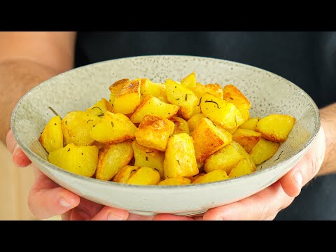 The BEST Crispy Roast Potatoes Recipe