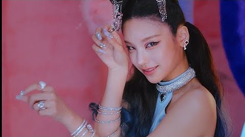 ITZY "LOCO" MV but it