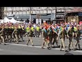 Жіночий підрозділ крокує Хрещатиком під час параду до Дня Незалежності