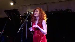 Janet Devlin - Delicate live at The Water’s Edge, Birmingham 22/12/17)