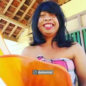 Parodi bencong alay