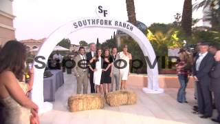 Jesse Metcalfe, Patrick Duffy, Julie Gonzalo, Linda Gray,...