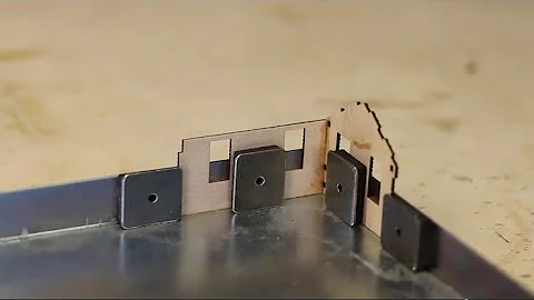 Magnetic Gluing Jig, 10-1/4 Inch Square