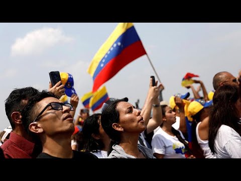 Battle of the concerts for Venezuela at the Colombian border