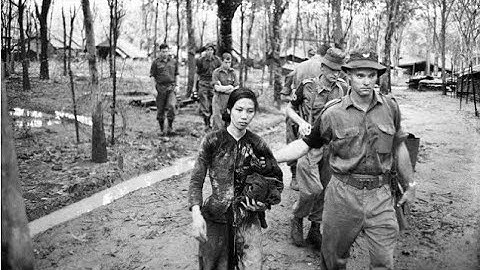 When Female Viet Cong Soldier Exposed Australian SAS Tracking Skills vs American Technology