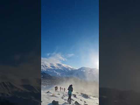 قله تلکمر شدت باد چهل کیلومتر و فوق العاده مسیر سخت