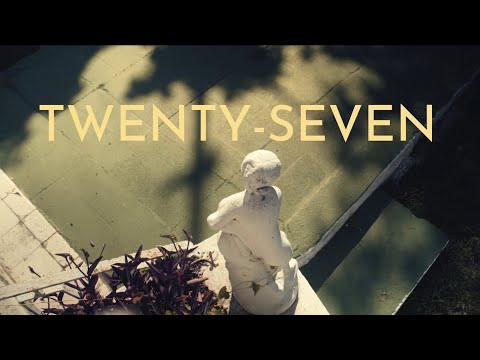 Muna Ileiwat - Twenty-Seven (Official Video)