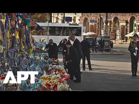 Video Merz And Zelensky Honour Fallen Ukrainian Troops At Kyiv Memorial | APT