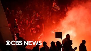 Anti-government protests in Israel, thousands tell Netanyahu to resign