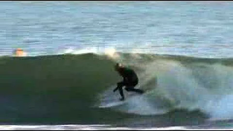 Kelly Slater ripping Rincon!