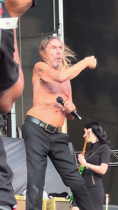 👕🎸 Red Hot Chili Peppers ft. Iggy Pop proves chaos can feel this good #RHCP #iggyPop