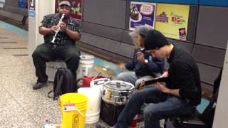 Awesome Chicago subway musicians by Amar 1,218 views 11 years ago 57 seconds