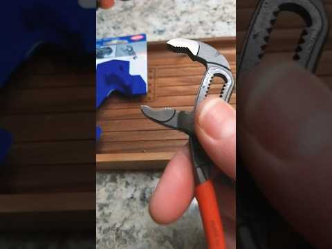 Shorts Unboxing: Knipex Cobra Pliers