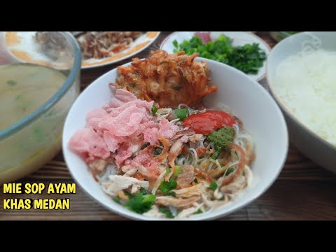 Video: Memasak Sup Ayam Dengan Mie Buatan Sendiri