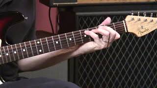 Michael Landau plays some awesome blues licks chords