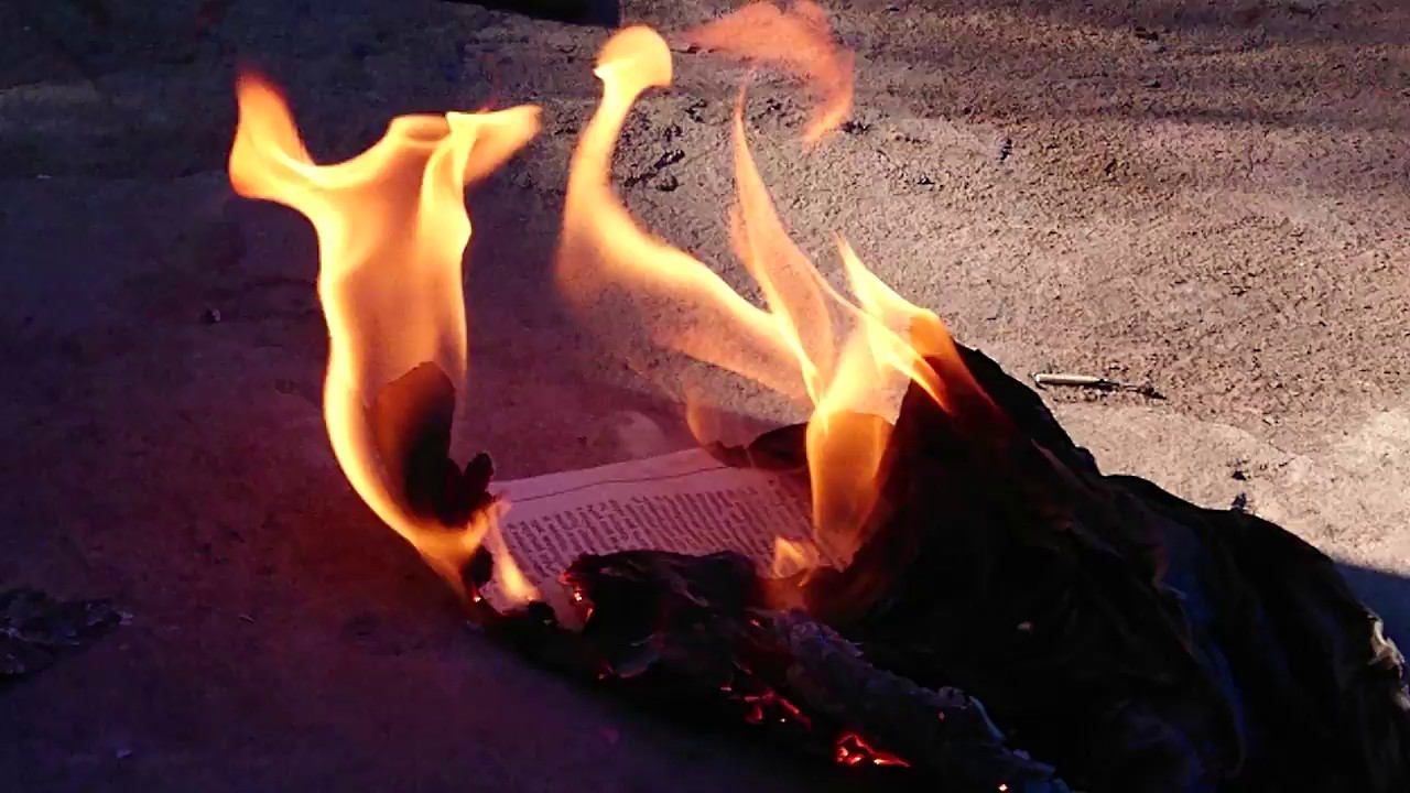 Sony Xperia 960fps Super Slow Motion Sample Footage. - YouTube