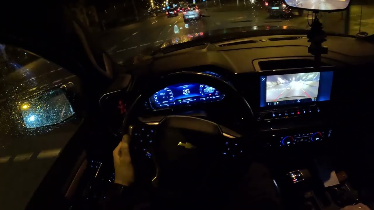 Night Drive in a Chevy Silverado 1500 6.2 V8 | Pure Sound & City Lights