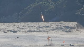 小型ロケット打ち上げ成功   鹿児島大などが開発