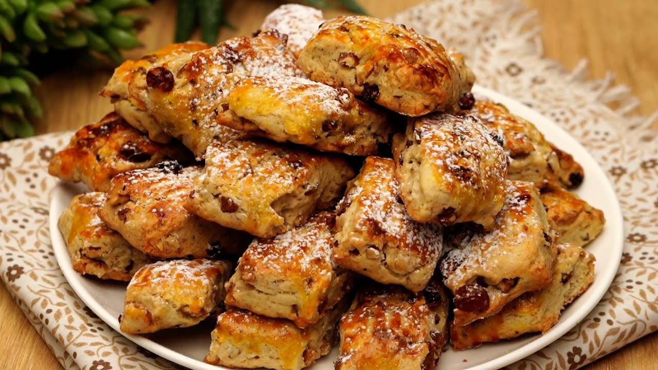 Печенье с грецкими орехами и изюмом – простой и вкусный рецепт!