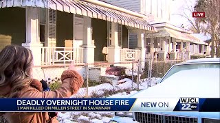 1 person dead after overnight house fire in Savannah