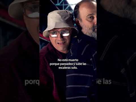 Cómo están las cabezas...Belisario Cazuelas y una persona