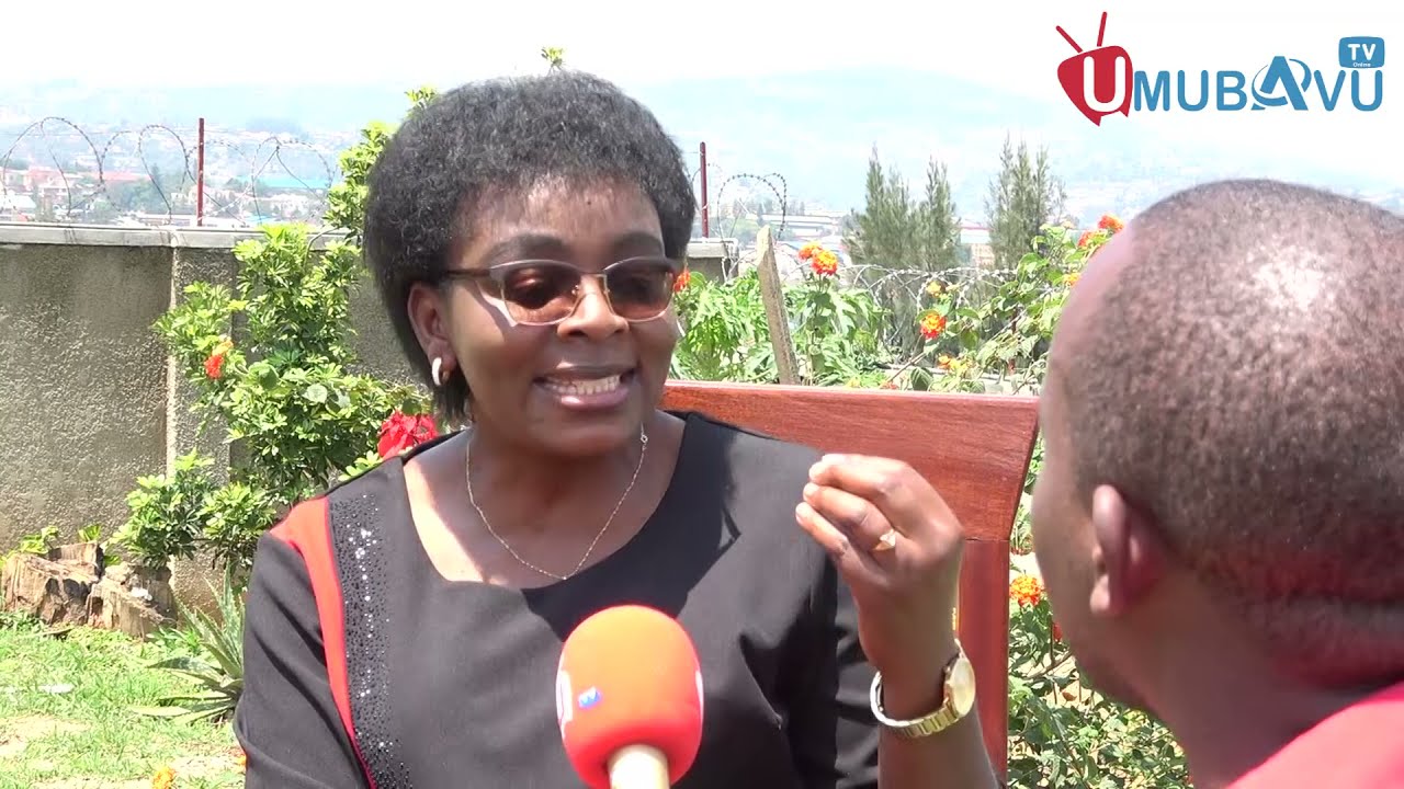 Mu burakari bwinshi Ingabire abwiye PAC ko ikwiye guhagarika imihango| asabiye abayobozi kwegura