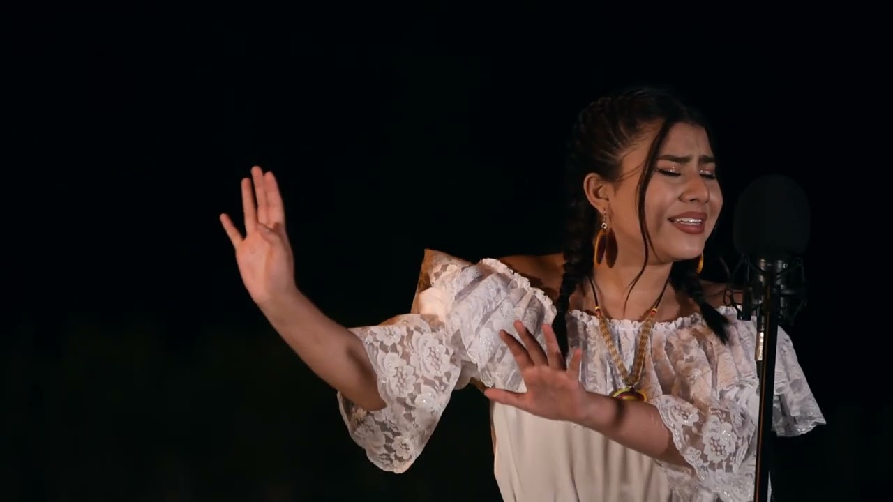 FANTASMAS - KATERIN MUÑOZ