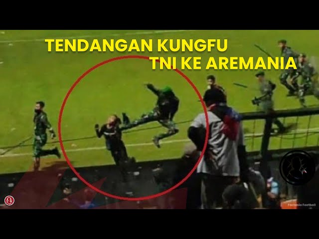 Tendangan Kungfu Prajurit TNI ke Aremania class=