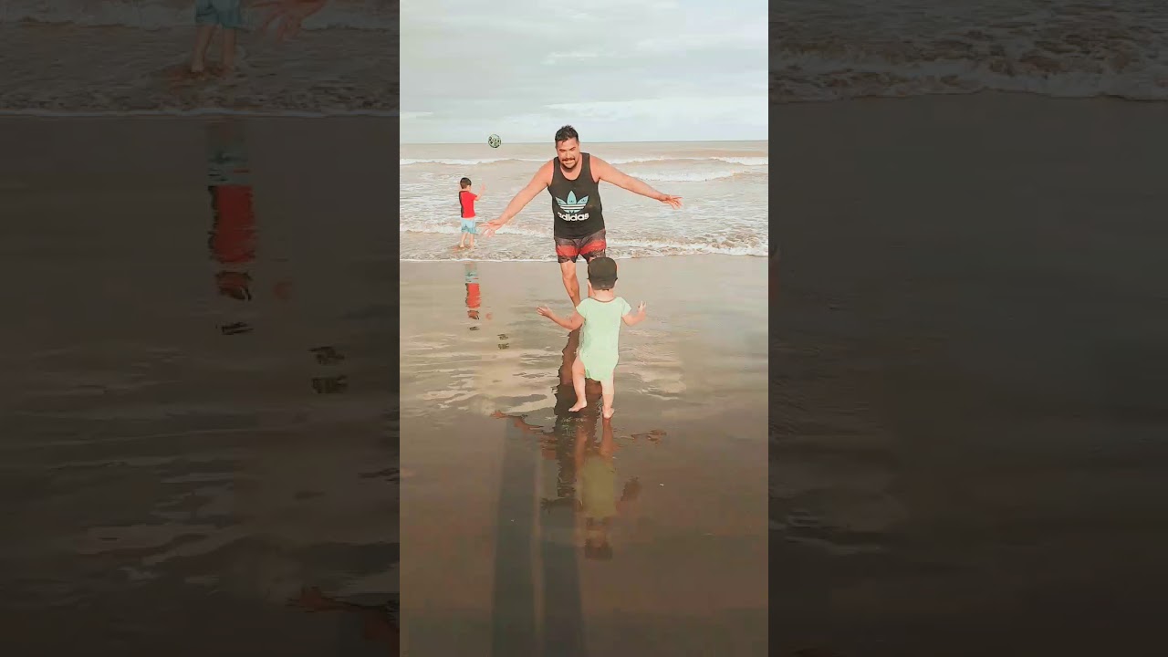 Renzo al agua con papá - YouTube