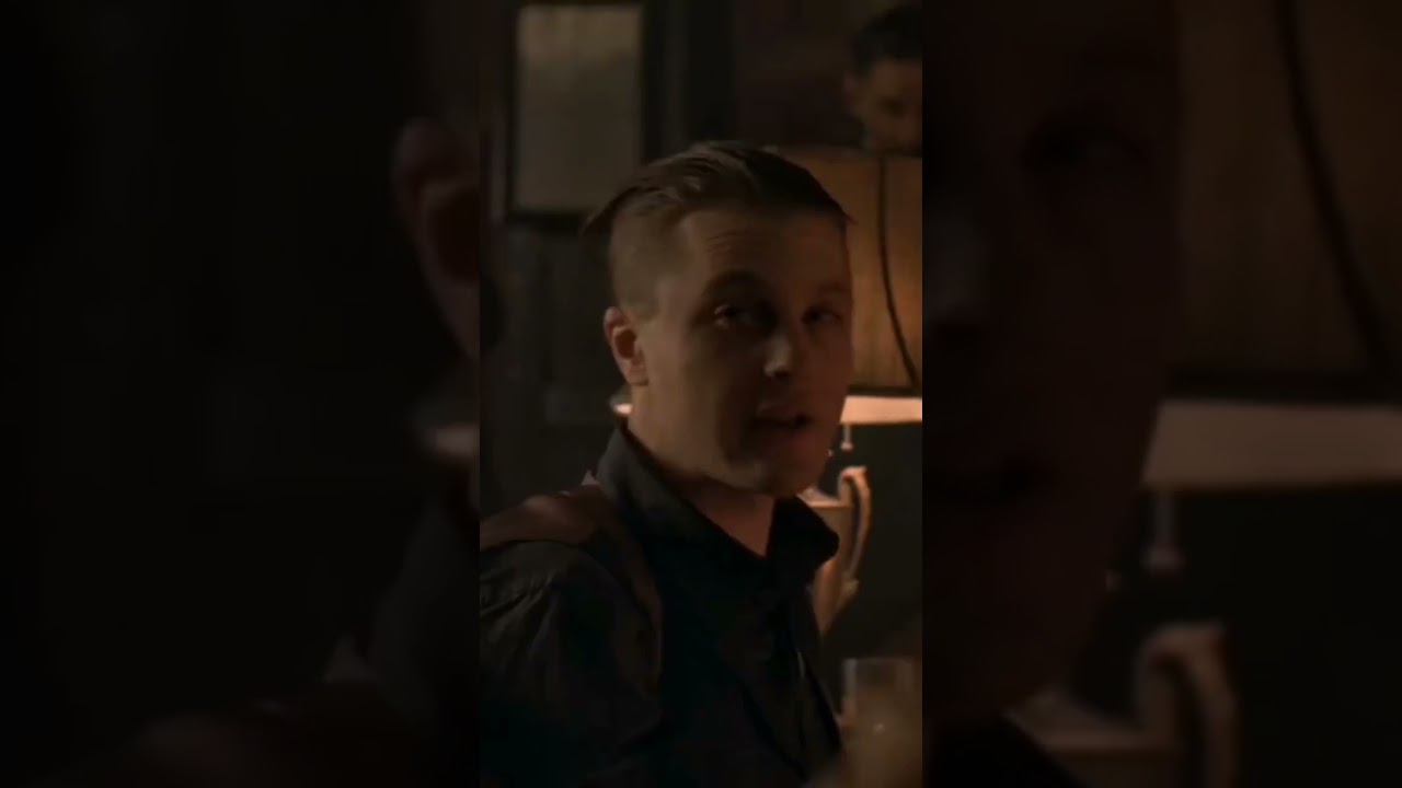 Boardwalk Empire - Darmody Pulls Capone's Leg