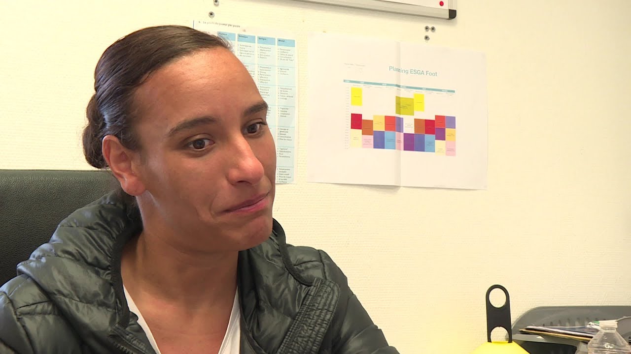 Rachida Majri, partage la passion du foot avec sa soeur jumelle, Amel