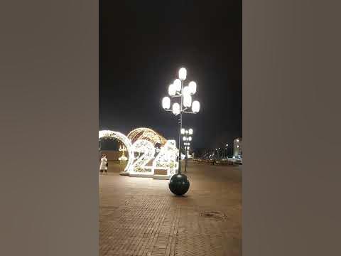 Москва, Сокольники, сквер Московского метро, иллюминация - YouTube