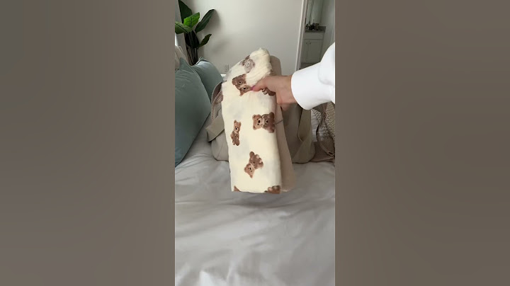 What I’m packing in my baby’s hospital bag 🧸☁️🍼 #hospitalbag #hospitalbagessentials