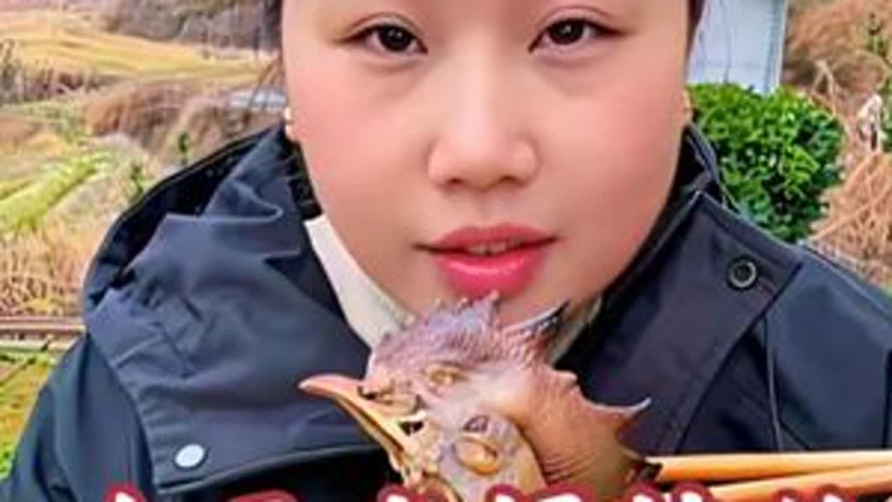 今天老妈炖的土鸡汤#乡村美食