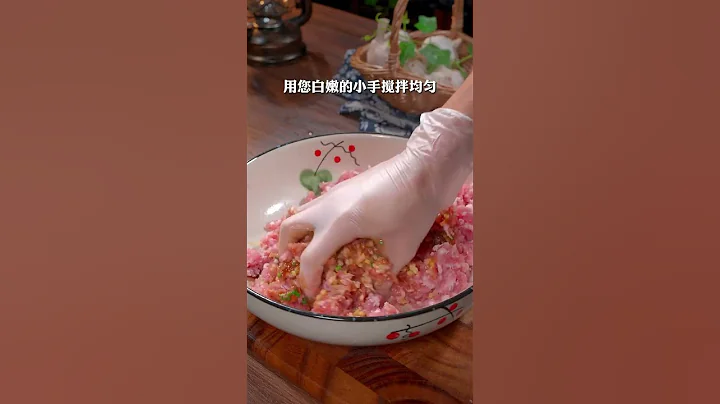 还有一个多月就要过年了，炸藕盒很多人做不好，这个做法您可要收藏好，凉了也不回软的方法～#炸藕盒 #又香又酥又脆 #妈呀太香了 - 天天要闻