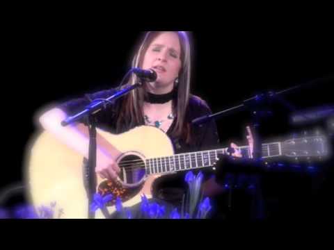 Maureen Ennis performs "Can't Be The Same"