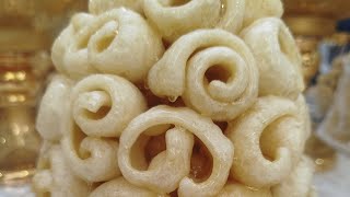 картинка: Burama chak chak barcha sirlari bilan. Sirop tayyorlash batafsil koʼrsatilgan. Готовим чак-чак.